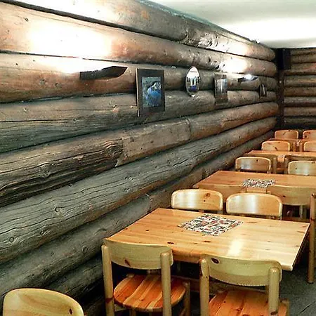 Parkareal Apartman *